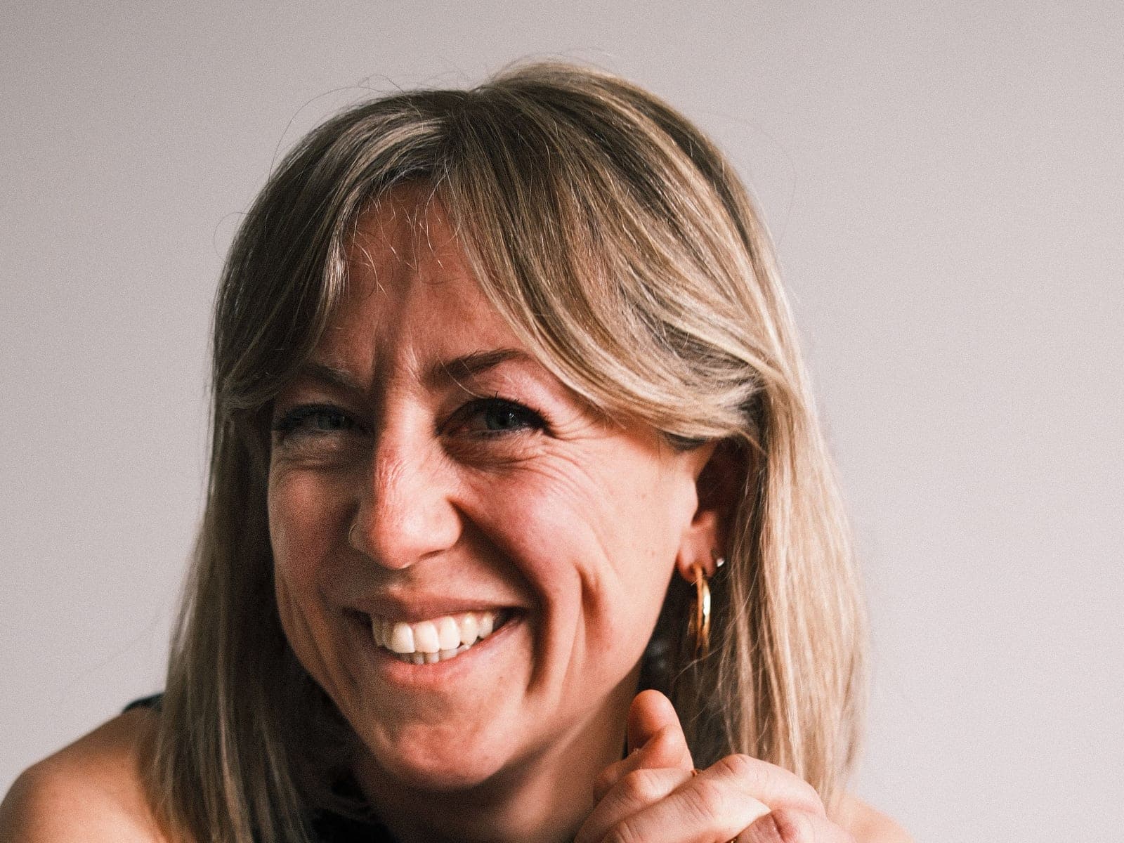 Marion, professeure de yoga Vinyasa au studio Reform.